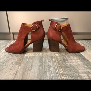 Lucky Brand Women’s Oona Pump, Sable, Med, 8.0.